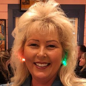 Meet your Posher, Debbie